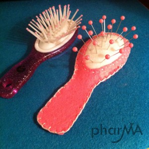 Brush_pin_cushion