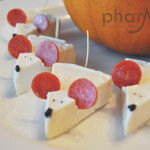 Laughing Cow Cheese Wedge Mouse, How to make a mouse out of cheese, kids snacks, fun kids snacks